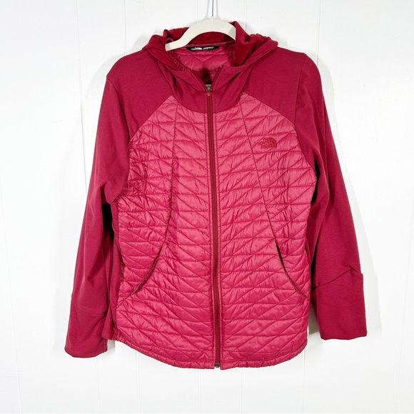 The North Face Women's Red Quilted  Hooded Jacket Extra Large - Picture 1 of 8